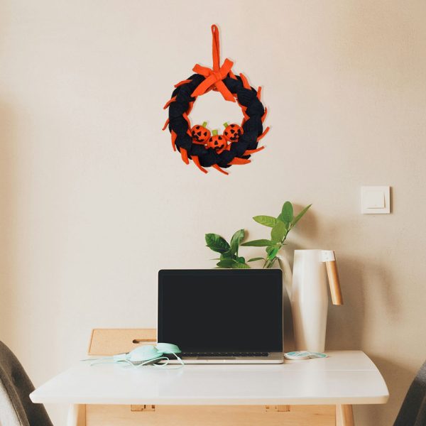 Halloween Decorative Woolen Felt Leaf Wreath - Image 2