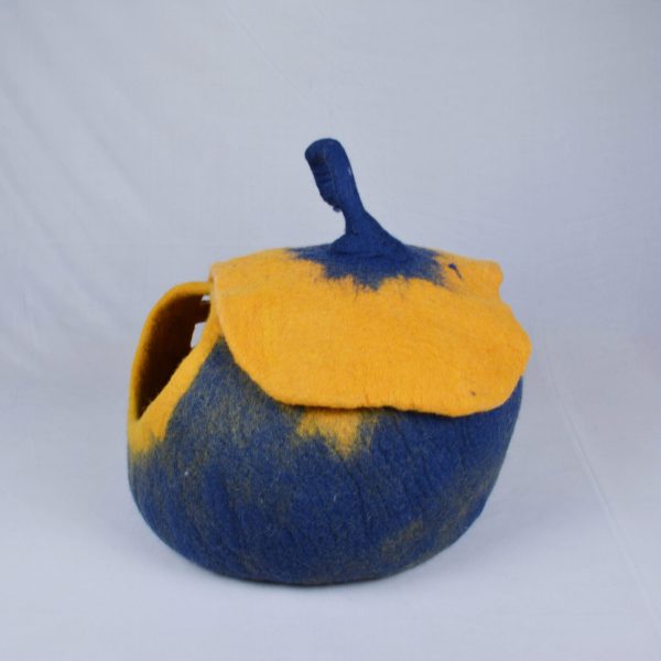 Pumpkin House Cat Cave for your favourite pet - Image 3