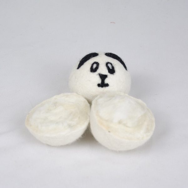 Set of 7cm Needle Felted Dryer Balls - Image 4