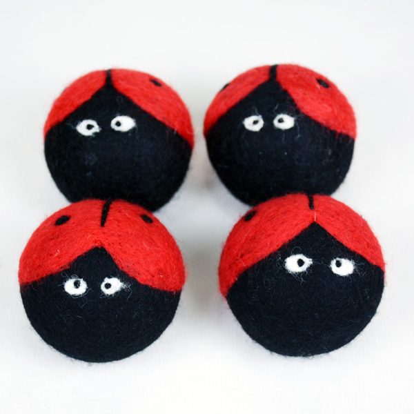 Needled Felted Laundry Bugs Felt Dryer Ball - Image 3