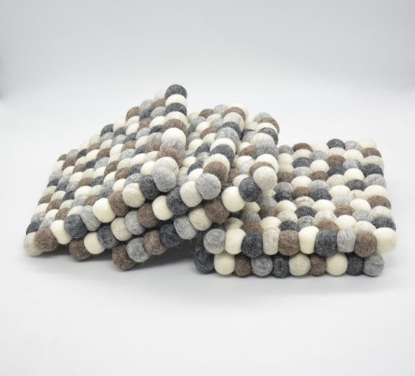 Square Shape Wool Felt Trivet | 20x20cm Mat - Image 3