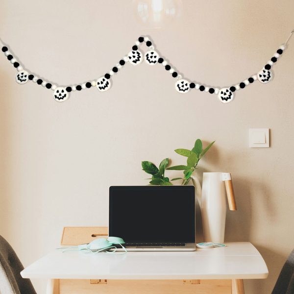 Felt Ball and Skull Face Garland for Halloween Decoration - Image 3