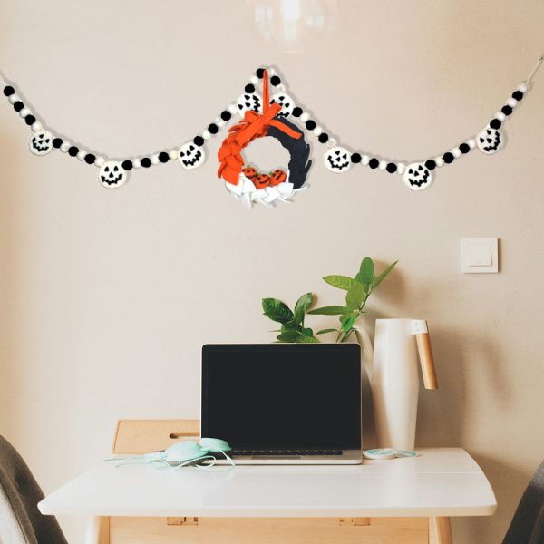 High Quality Felt Leaf Wreath | Halloween and Autumn Decorations - Image 4