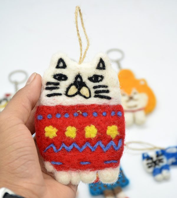 Handmade Felt Cat Keyring | Manufactured Using 100% Wool | Animal Keyring - Image 4