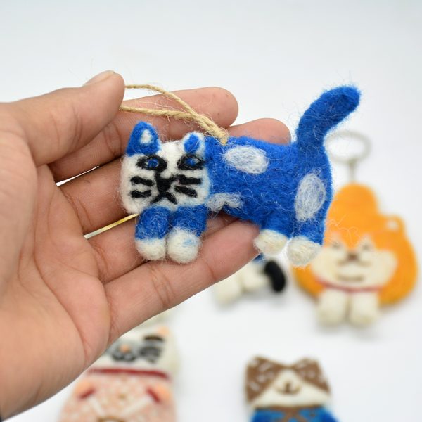 Handmade Felt Cat Keyring | Manufactured Using 100% Wool | Animal Keyring - Image 7