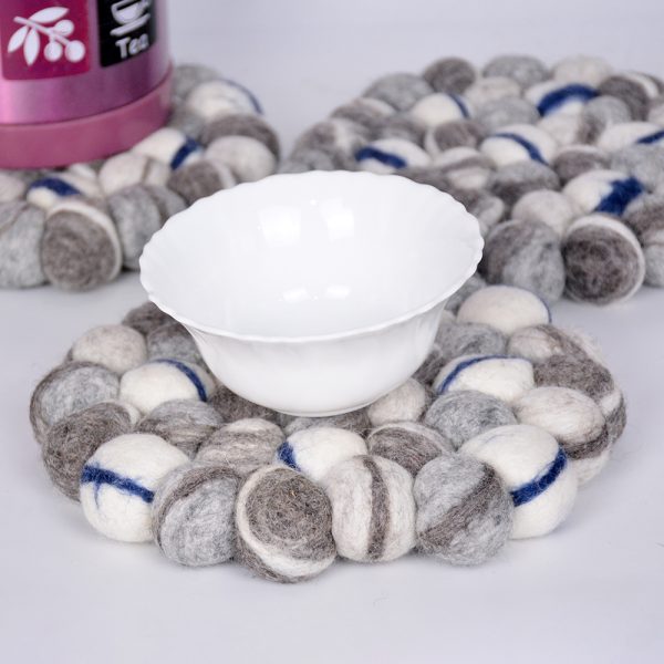 20cm Wool Felt Pebble Trivet | Placemat - Image 2