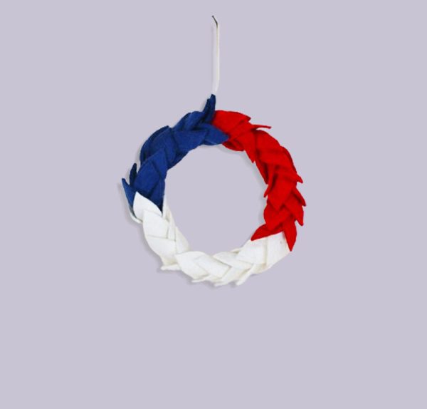 Felt Leaf Wreath for Fourth of July Decoration